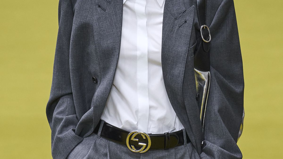 gucci look grigio