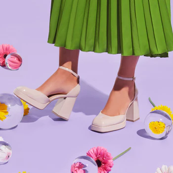 Donna plateau fiori 